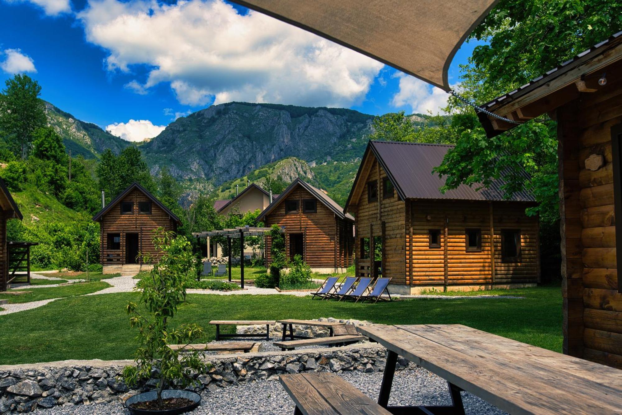 Camp Lipovo * Kolasin
